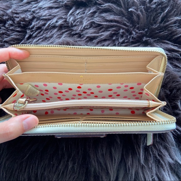kate spade | cream full zip wallet - Picture 4 of 11